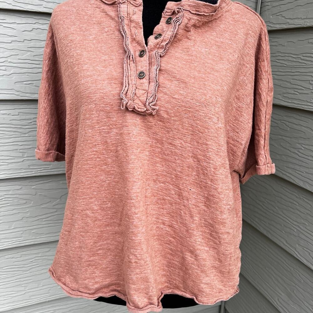 BOHME women’s size S short sleeve henley style top, rusty/brown color